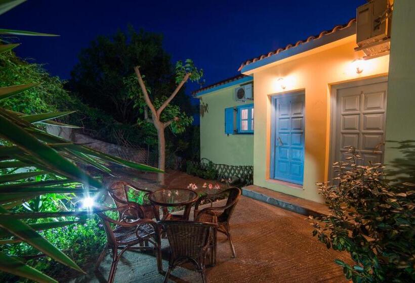 اتاق سه نفره سوپریور با چشم‌انداز دریا, Dina   ξενοδοχείο ντινα