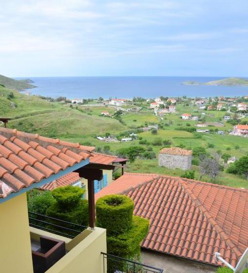 استودیوی استاندارد با چشم‌انداز دریا, Dina   ξενοδοχείο ντινα