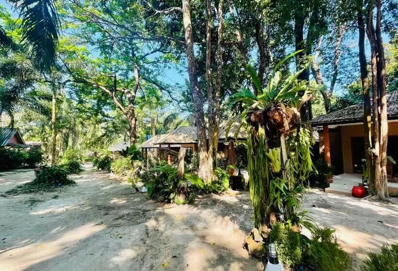 بانگلوی استاندارد 2 خوابه, Sunny Cove Beach Resort Koh Phayam