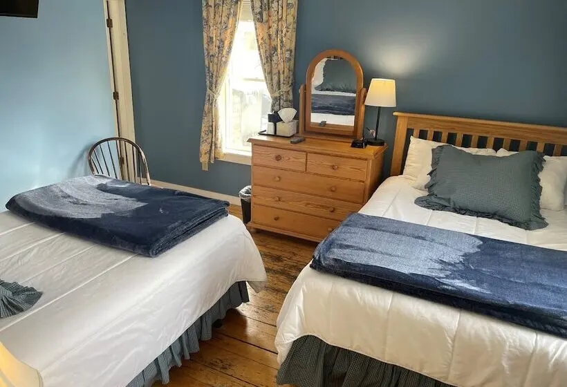 2ダブルベッドのスタンダードルーム, Smugglers Notch Inn