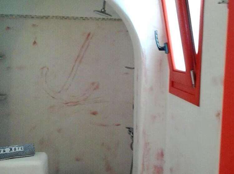 标准工作室, Viva Mare Foinikounta