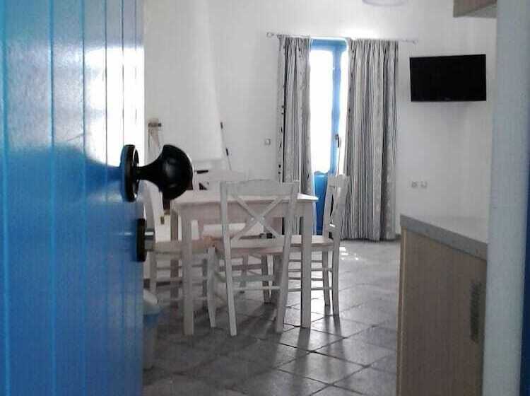 标准工作室, Viva Mare Foinikounta