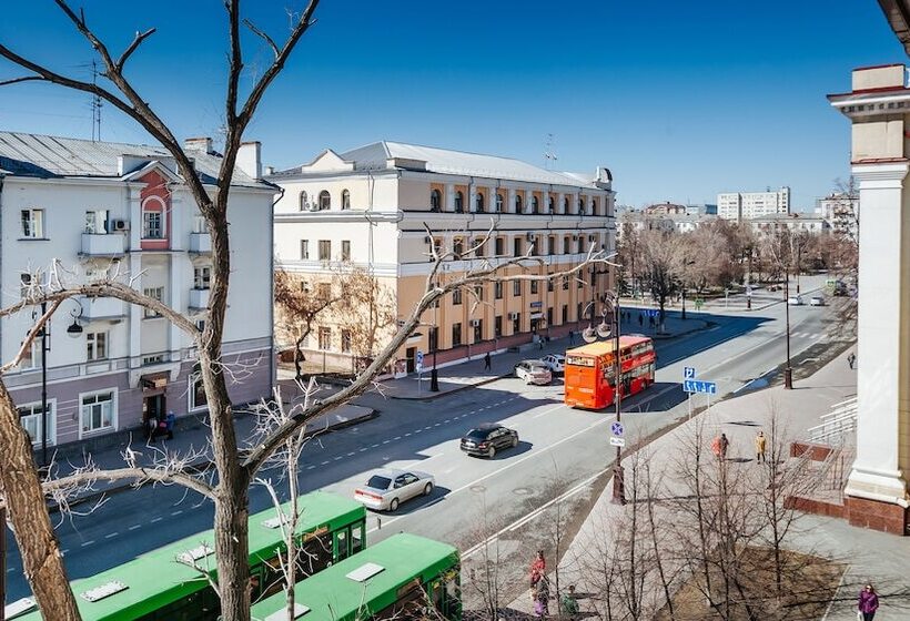 اتاق استاندارد یک نفره, England Hotel Tyumen Centre