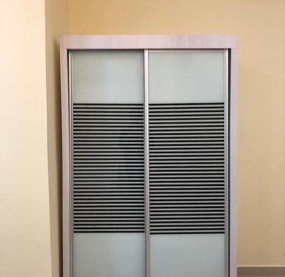 Номер Deluxe, Aam