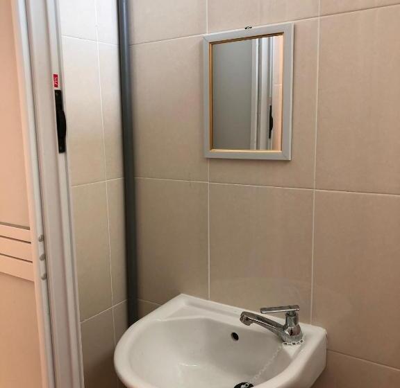 Номер Стандарт, Aam