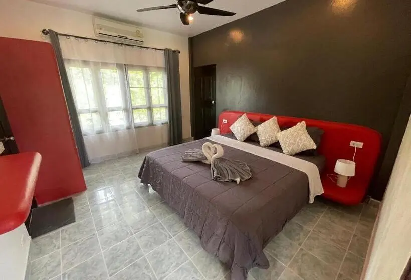 キングサイズベッドのスタンダードルーム, Marilyn’s Resort Koh Samui