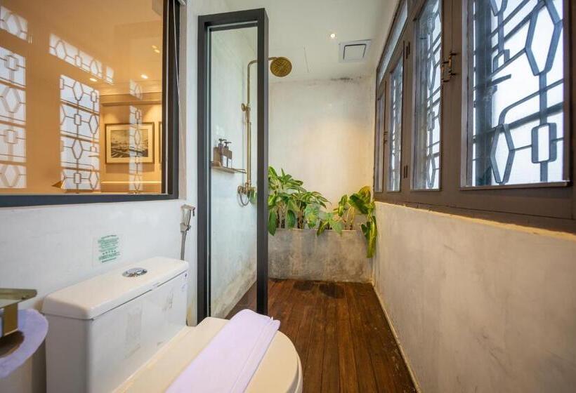 غرفة ديلوكس ثلاثية, Reunion Residence