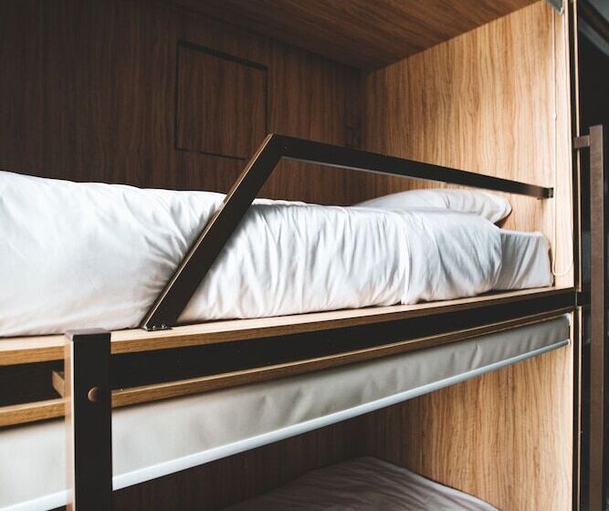 ルームシェアのワンベッド, Say Wow