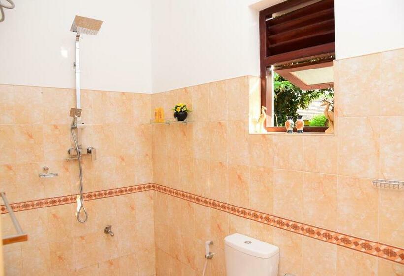 デラックスルーム, White Villa Airport Transit