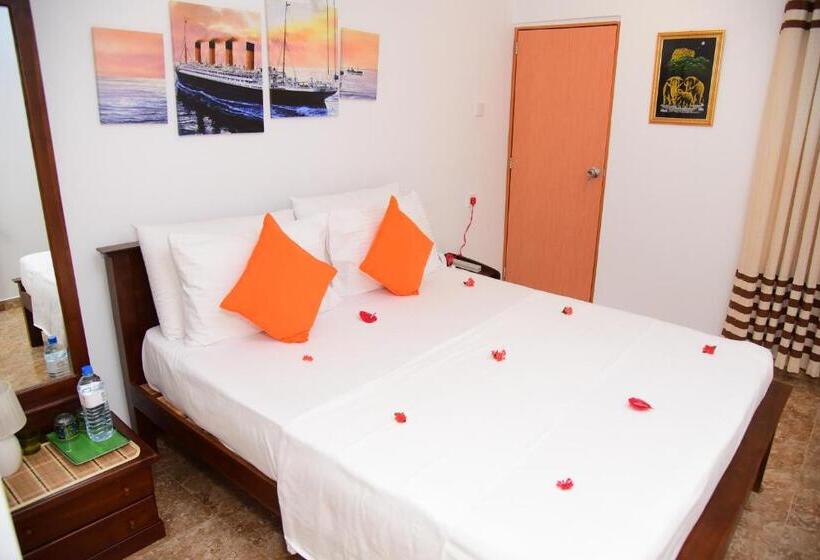 エコノミールーム, White Villa Airport Transit