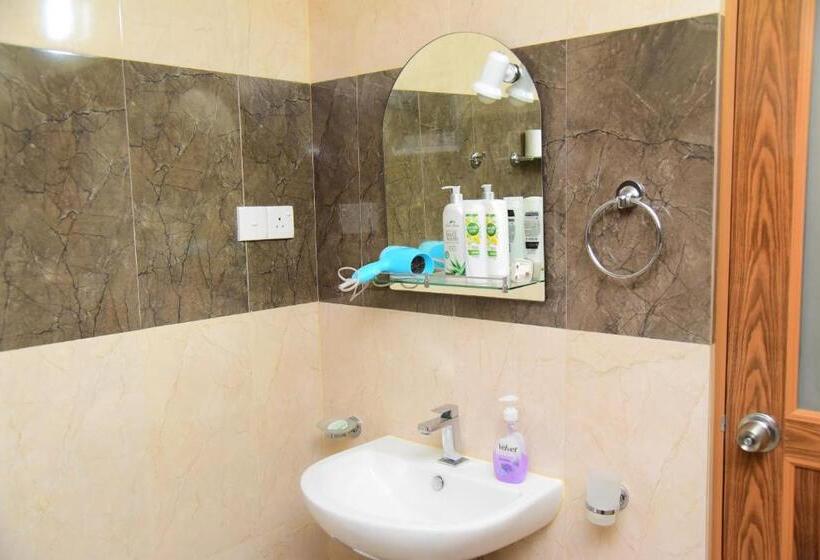 スタンダードトリプルルーム, White Villa Airport Transit