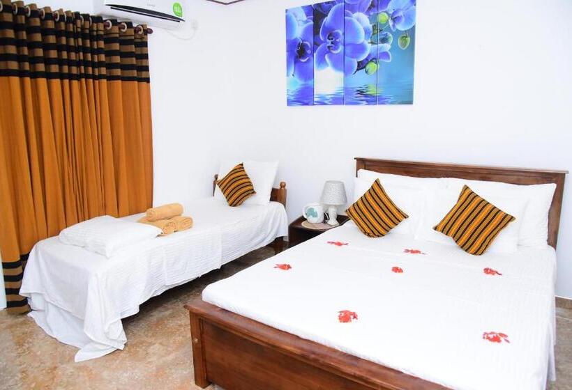 スタンダードトリプルルーム, White Villa Airport Transit