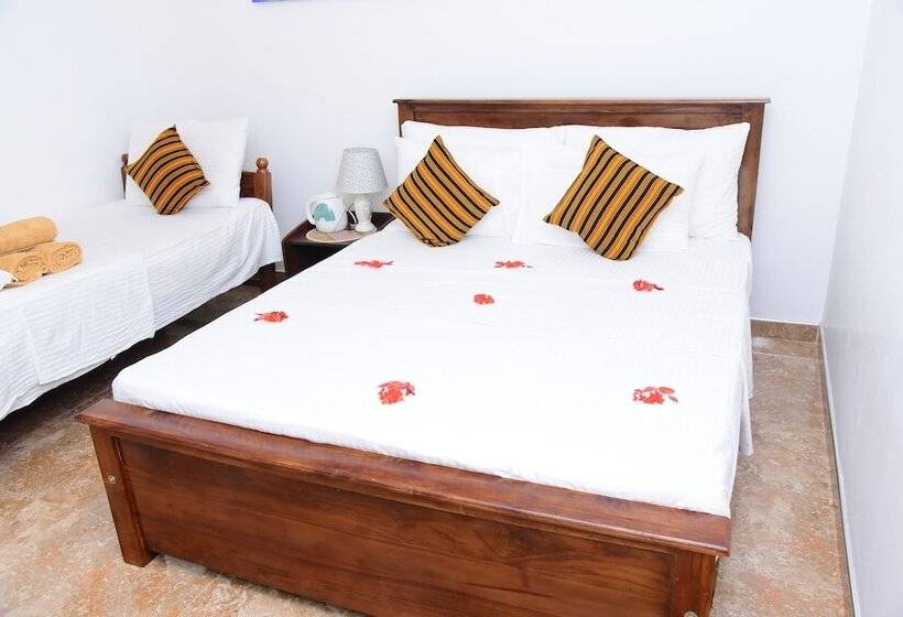 スタンダードトリプルルーム, White Villa Airport Transit