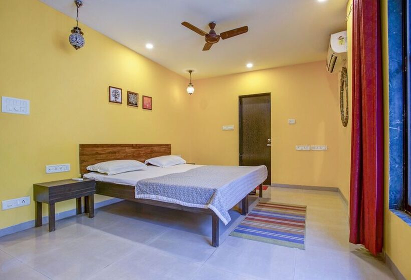 ダブルベッドスタンダードルーム, Pushp Vatika Resort & Lawns
