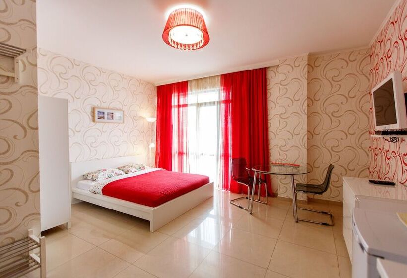 标准间, Amosov S House