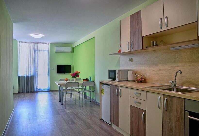 شقة غرفة نوم واحدة مزودة بشُرفة, Visito Aparthouse