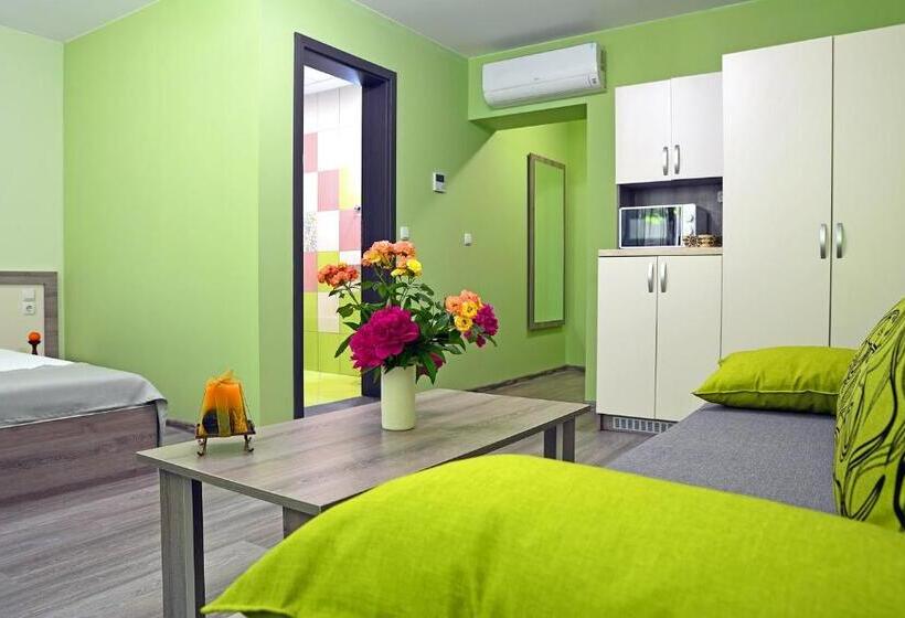 غرفة قياسية رباعية, Visito Aparthouse