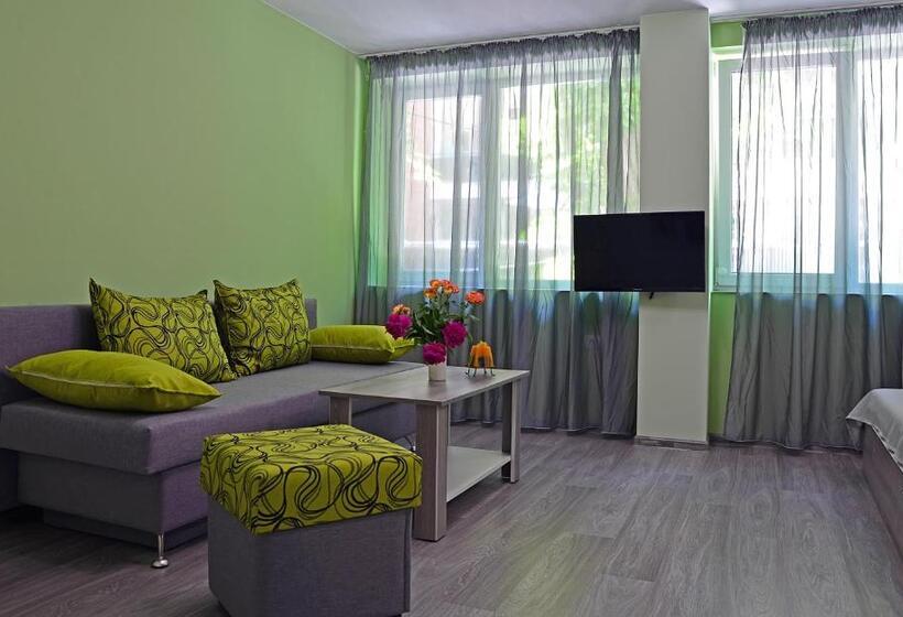 غرفة قياسية رباعية, Visito Aparthouse