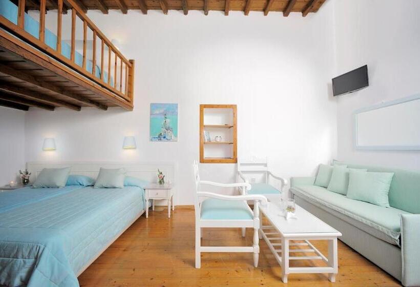 חדר משפחתי נוף לים, Mykonos Beach