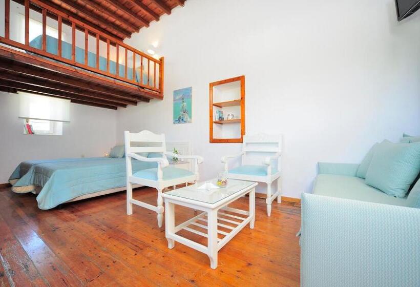 חדר משפחתי נוף לים, Mykonos Beach