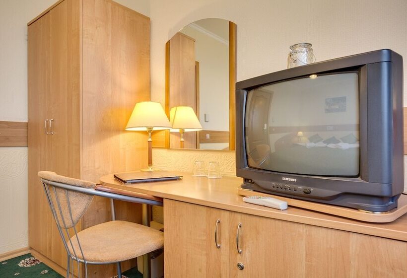 经济房, #513 Orekhovo Apartments With Shared Bathroom