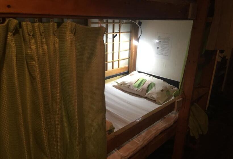 سرير فى غرفة مشتركه, Zamamia International Guesthouse