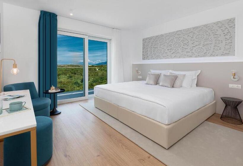 غرفة سوبيريور فردية, In Excelsis