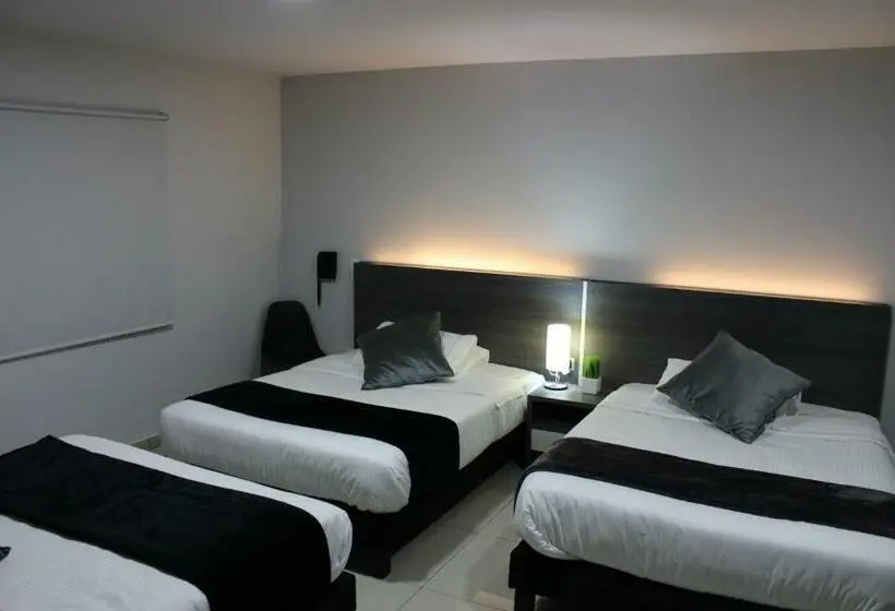 スタンダードトリプルルーム, Doral Inn
