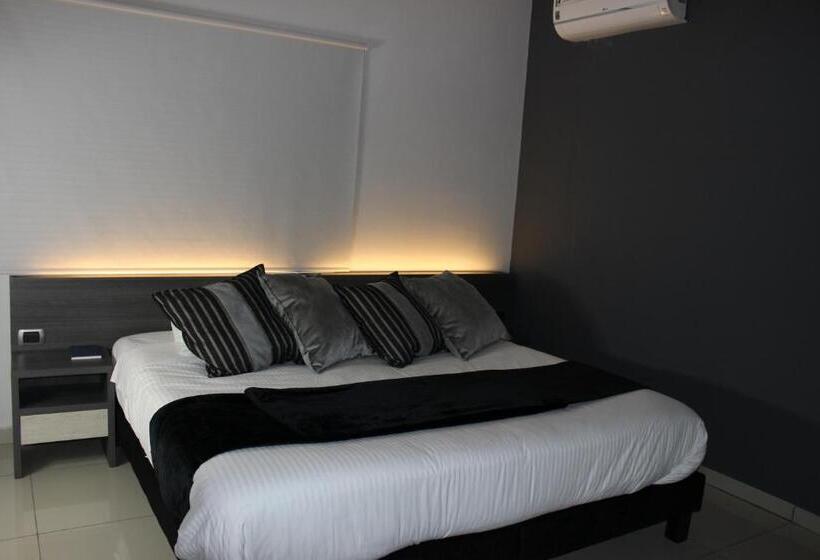 חדר סטנדרט, Doral Inn