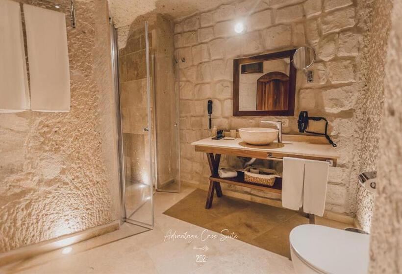 스위트, Nino Cave Suites