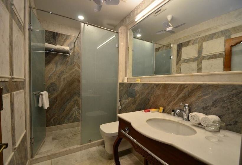 豪华房间, Nirbana Palace A Heritage Hotel And Spa