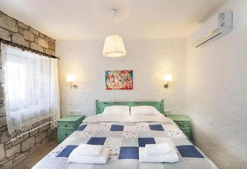 اتاق استاندارد, Monat Otel Alaçatı