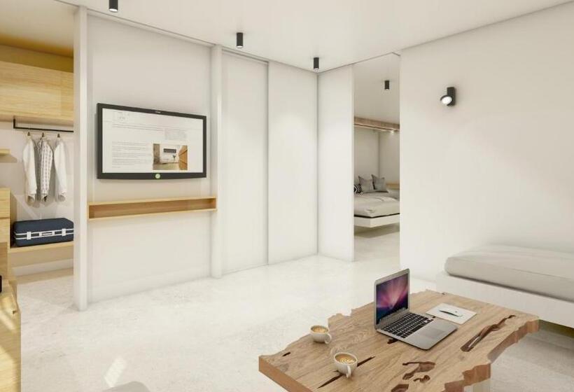 سوییت اجرایی, A Hotel Mykonos