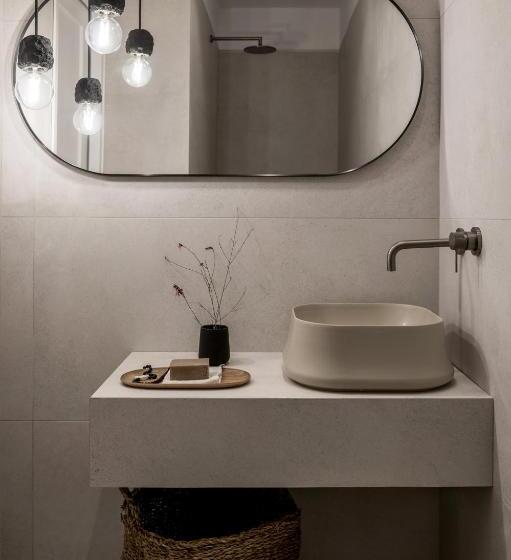 سوییت اجرایی, A Hotel Mykonos