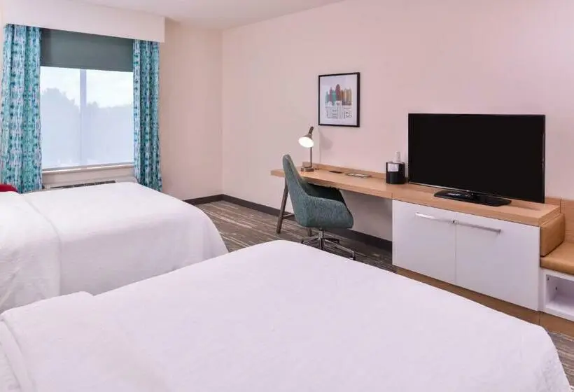 اتاق استاندارد برای معلولان, Hilton Garden Inn Kansas City Airport