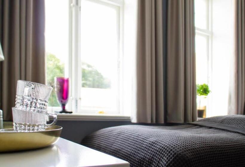 غرفة أساسية, Hostrups