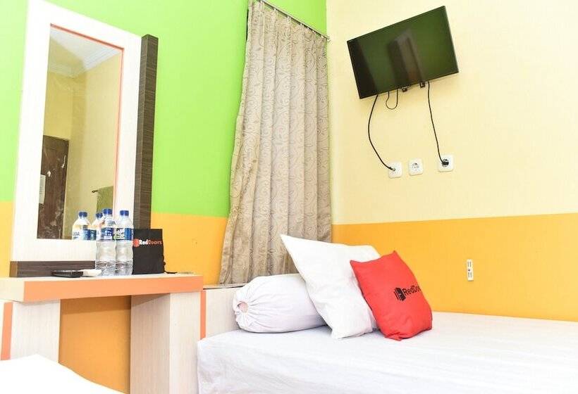 Номер Стандарт, Reddoorz Near Universitas Pattimura Ambon
