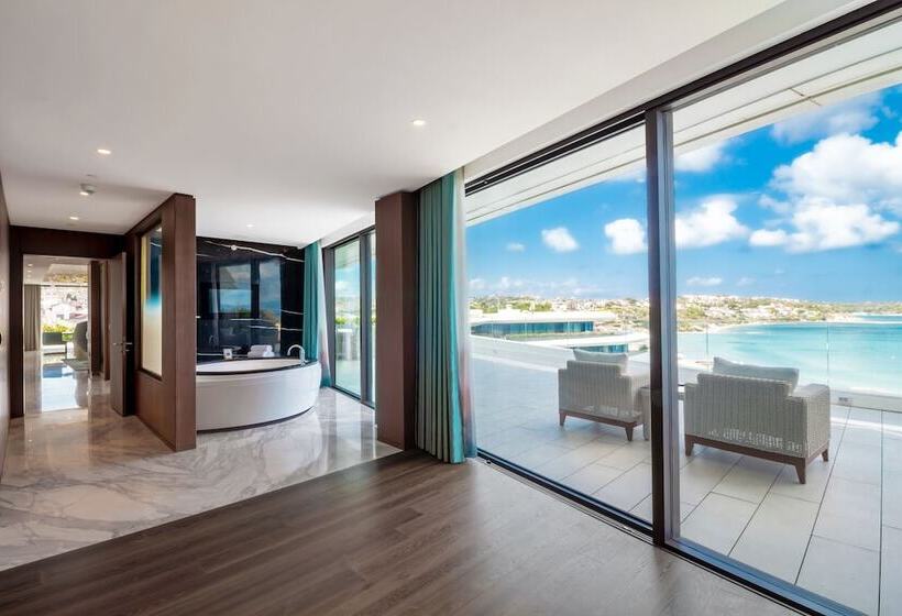 Королевский Люкс, Reges, A Luxury Collection Resort & Spa, Cesme