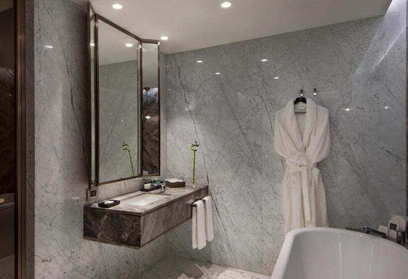 Стандартный Номер Кровать Кинг, Reges, A Luxury Collection Resort & Spa, Cesme