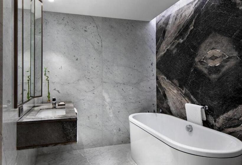 带大床的标准间, Reges, A Luxury Collection Resort & Spa, Cesme