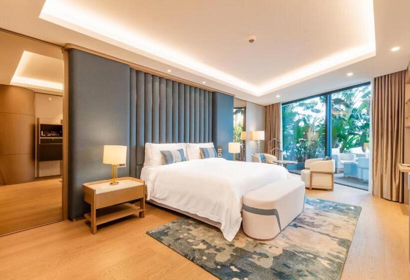Люкс Кровать Кинг, Reges, A Luxury Collection Resort & Spa, Cesme