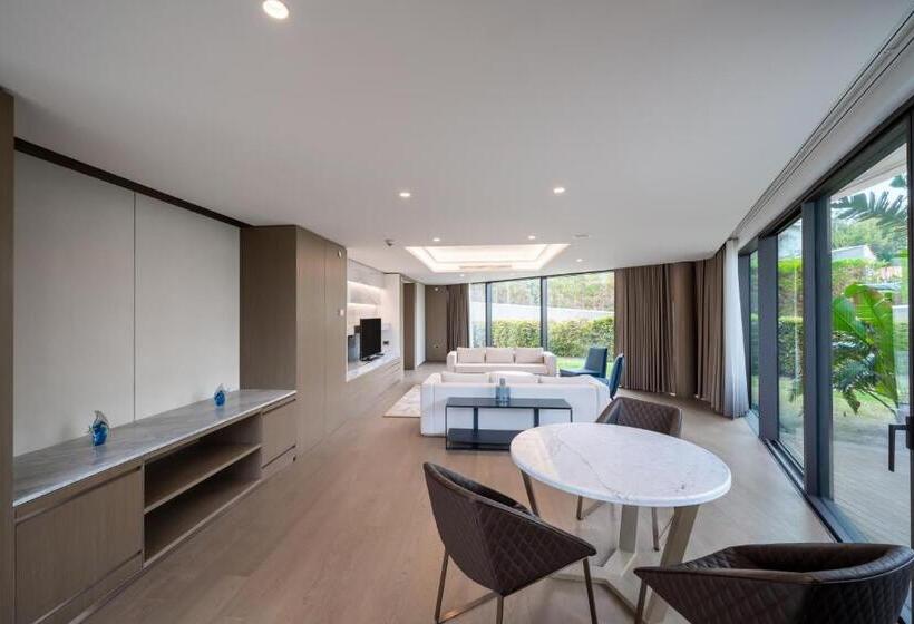 带大床的套房, Reges, A Luxury Collection Resort & Spa, Cesme