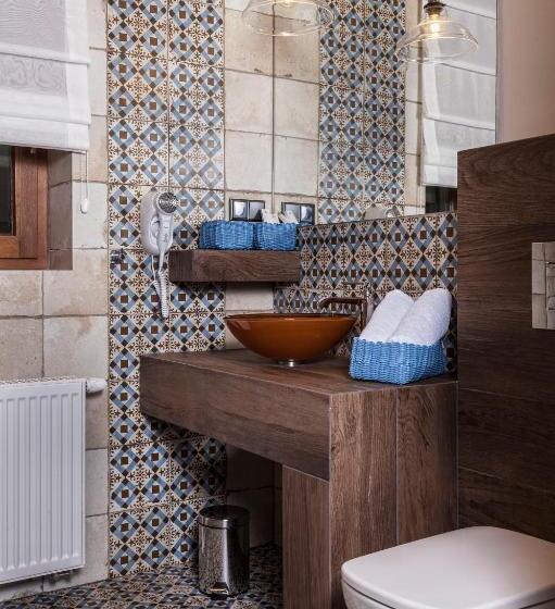 מיטת קינג בסוויטה, Apartamenty Willa W Dolinie