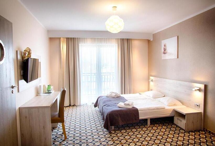 غرفة قياسية فردية, Marina Mielno Z Widokiem Na Jezioro