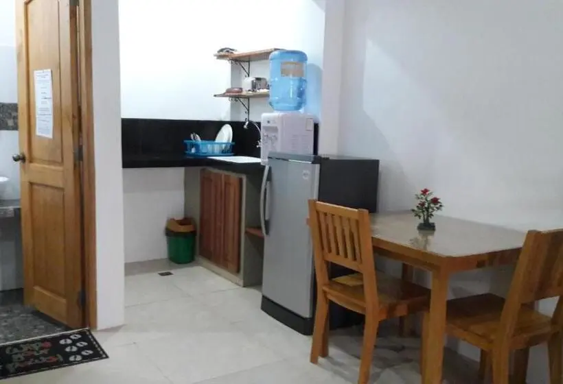 استودیوی استاندارد, Stanley House Seaview Apartments