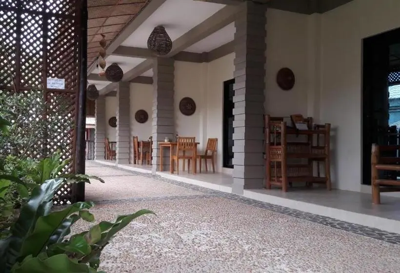 استودیوی استاندارد, Stanley House Seaview Apartments