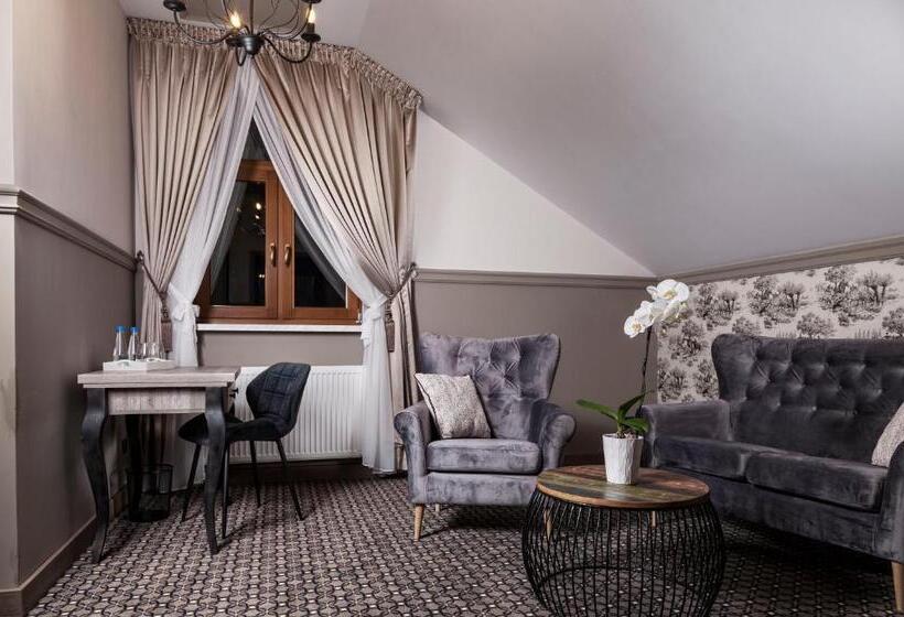 מיטת קינג בסוויטה, Apartamenty Willa W Dolinie