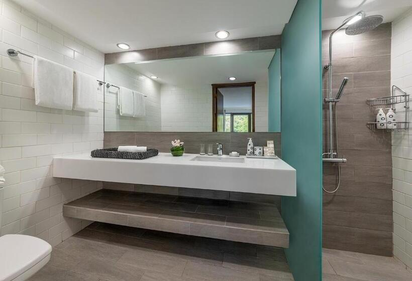 ویلای لوکس 1 خوابه, Discovery Coron Formerly Club Paradise Palawan