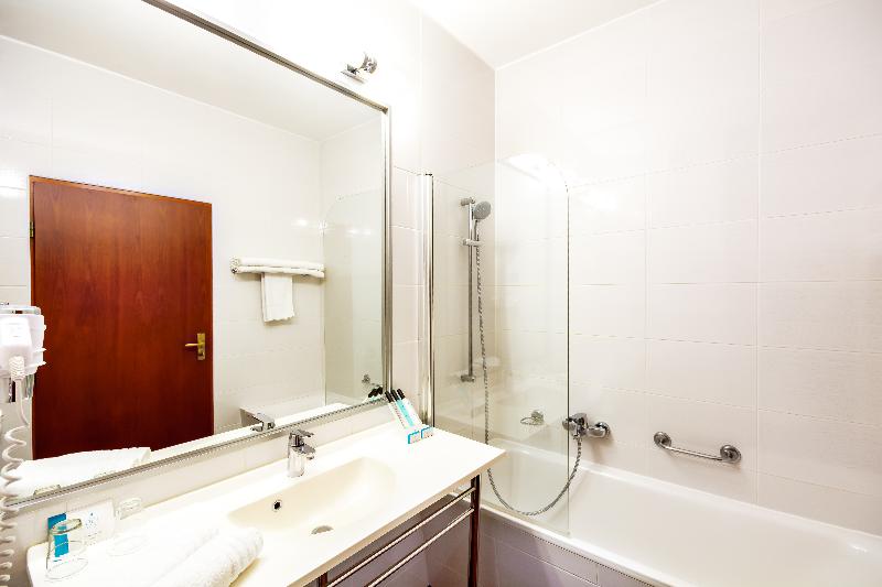 غرفة قياسية فردية, Hanza