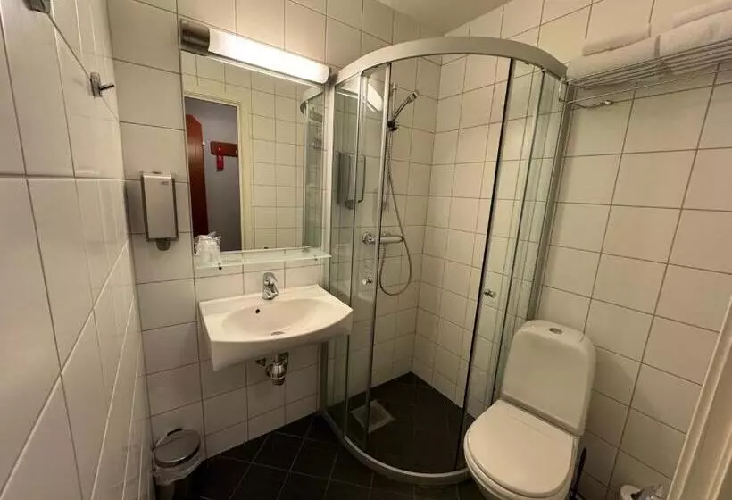 Standard-huone, Notodden